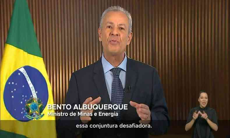 Bento Albuquerque pediu reduo do uso de ferros eltricos, chuveiros e ares condicionados por parte dos brasileiros(foto: Reproduo)