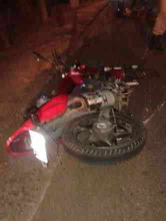 Segundo a PM, o condutor da moto estava com sintomas de embriaguez(foto: Divulgao/PMMG)