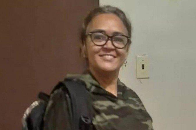 Corpo de brasileira é enterrado dois meses após morte em deserto nos EUA