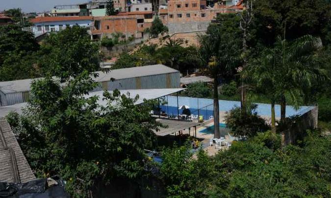 As mortes das crianças aconteceu nesse domingo no clube, localizado no Bairro Vista Alegre, Região Oeste de Belo Horizonte(foto: Paulo Filgueiras/EM/D.A Press) As mortes das crianças aconteceu nesse domingo no clube, localizado no Bairro Vista Alegre, Região Oeste de Belo Horizonte(foto: Paulo Filgueiras/EM/D.A Press)