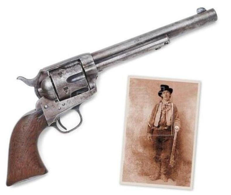 Arma que matou Billy the Kid é arrematada em leilão por US 6 milhões Internacional Estado