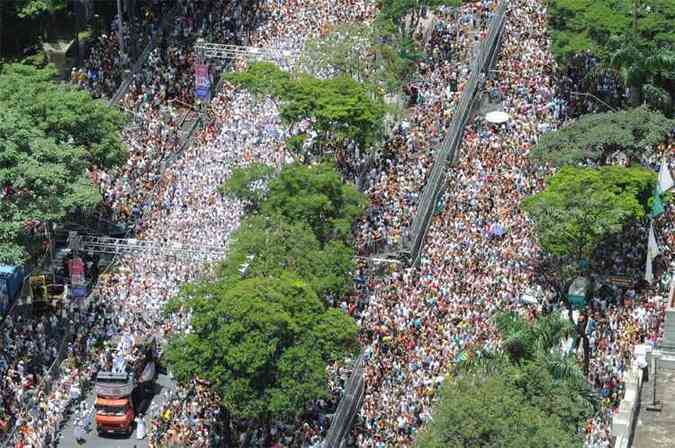 Baiana Ozadas rene 40 mil pessoas (foto: Ramon Lisboa / EM / D.A Press)