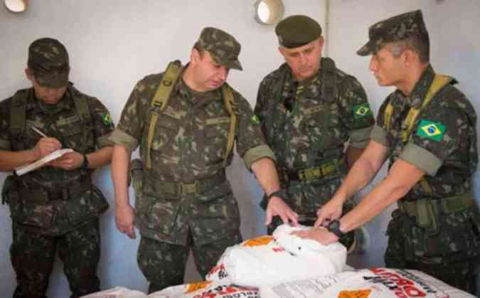 A operao  uma preveno para os Jogos Olmpicos e Paralmpicos no Rio de Janeiro em 2016. Exrcito Brasileiro