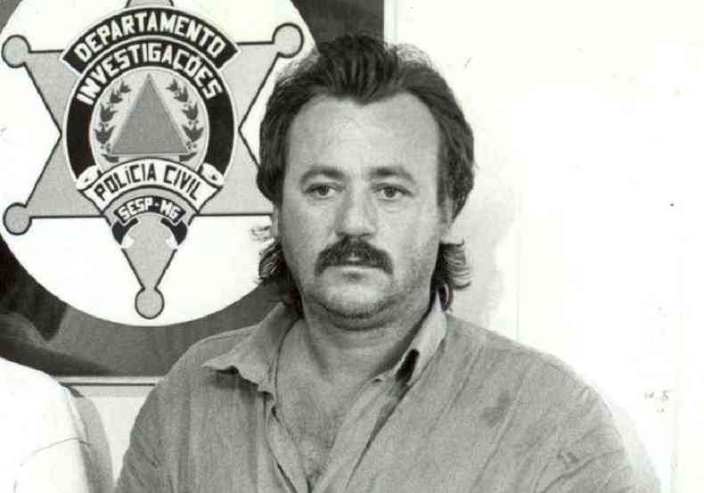 Adélcio Leite, ao ser preso em 1990 acusado de participar da Chacina de Malacacheta (foto: Vera Godoy/EM - 12/10/90)