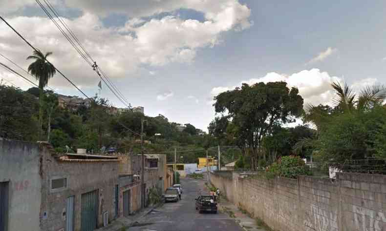 Casas foram alagadas da Rua Bechelany, no Bairro Bonsucesso, na Regio do Barreiro(foto: Google Street View/Reproduo)