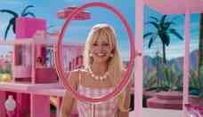 'Barbie' tem a maior estreia de um filme dirigido por mulher nos EUA