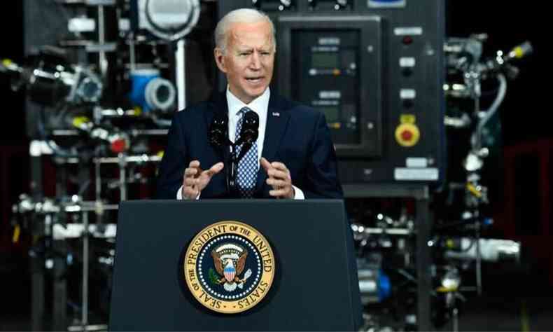 Nos Estados Unidos, Joe Biden vai trazer o Estado de volta para a estratgia de conduzir o desenvolvimento econmico (foto: Brendan Smialowski/AFP)