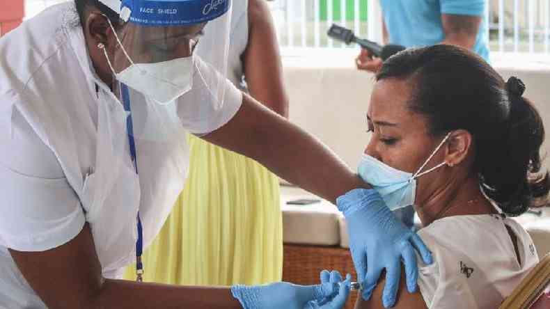 Arquiplago na frica Oriental foi o que vacinou mais pessoas per capita contra covid, com seis em cada dez pessoas imunizadas(foto: AFP)
