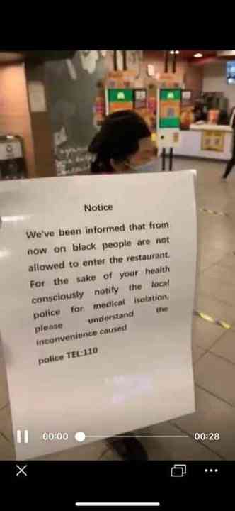 Pessoas negras foram impedidas de entrar em uma loja da rede McDonald's, em Guangzhou 