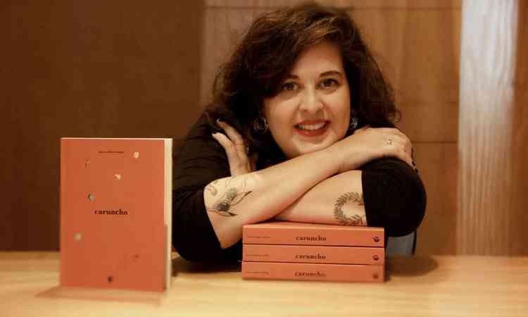 A escritora Laura Cohen Rabelo