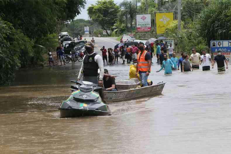 Enchentes na Bahia impuseram calamidade pública no estado