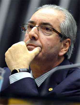 Decises polmicas tomadas por Eduardo Cunha revoltam deputados que defendem sua sada do comando da Cmara (foto: Wenderson Arajo -AFP - 1/2/15)