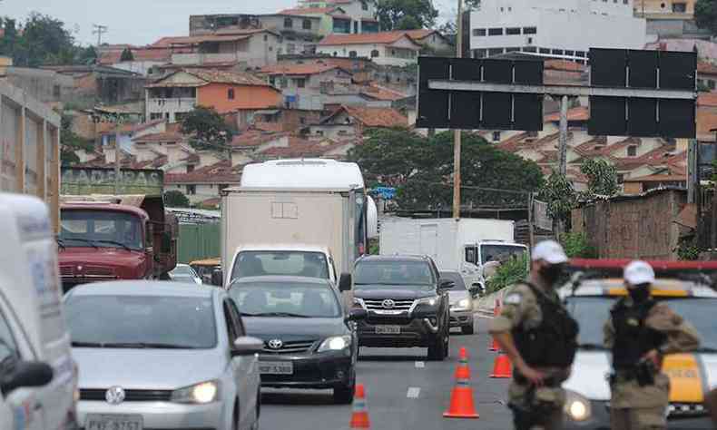 Objetivo do Rodoanel  tirar o trnsito de veculos pesados do Anel Rodovirio, evitando acidentes graves(foto: Leandro Couri/EM/D.A Press - 13/11/2020)