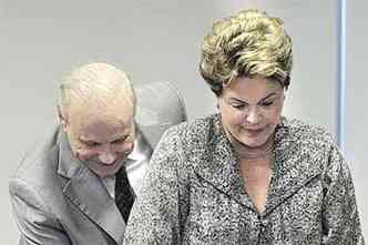 Chefe da equipe econmica se rene com Dilma por mais de duas horas para avaliar cenrio atual (foto: Ueslei Marcelino/Reuters )