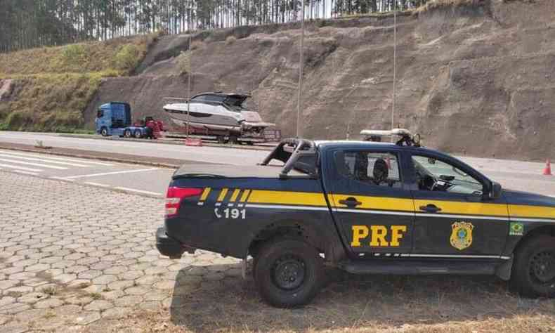 barco apreendido na BR-381