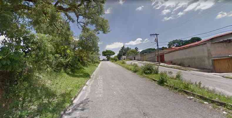 Crime aconteceu na Avenida Dulce Geralda Diniz(foto: Google Street View/Reproduo)