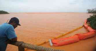Lama txica do Rio Doce chegou ao mar em novembro do ano passado(foto: Leandro Couri/EM/D.A PRESS)