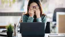 Quatro dicas para evitar que noite mal dormida afete produtividade no trabalho