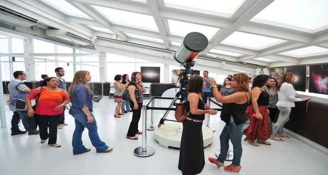 Trabalho da Belotur vai capacitar 200 professores, de 173 escolas, em quatro dias de curso (foto: Alexandre Guzanshe/EM )