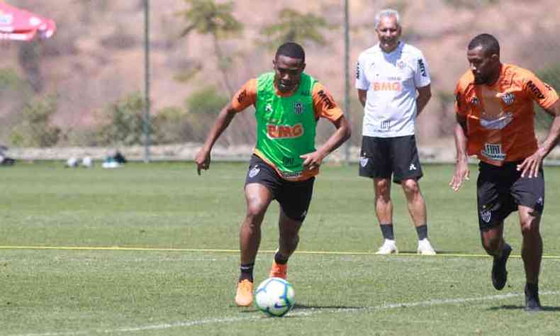 Elias  uma das peas que vem rendendo pouco no Atltico e deve ficar fora dos planos para 2020(foto: Edsio Ferreira/EM/D.A Press - 11/9/19)