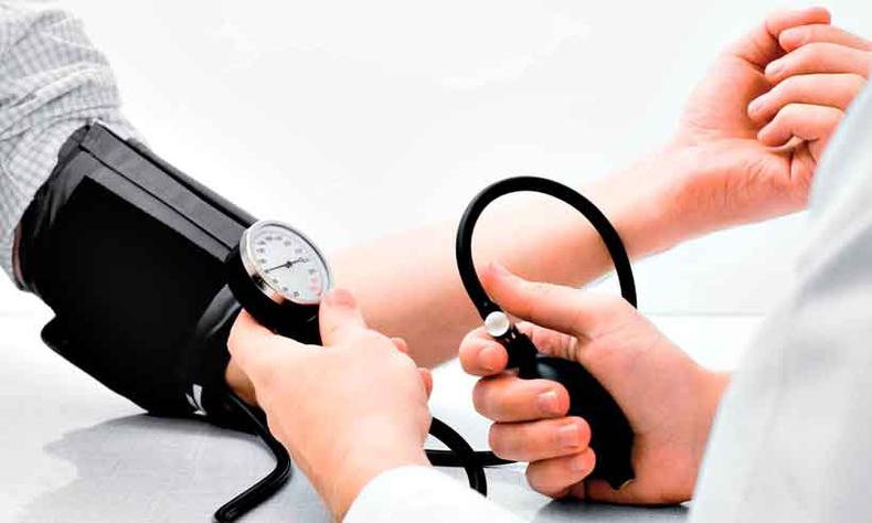 Hipertensão arterial não tem cura, mas deve ser tratada para impedir complicações (foto: SBH/Reprodução da internet) Hipertensão arterial não tem cura, mas deve ser tratada para impedir complicações (foto: SBH/Reprodução da internet)