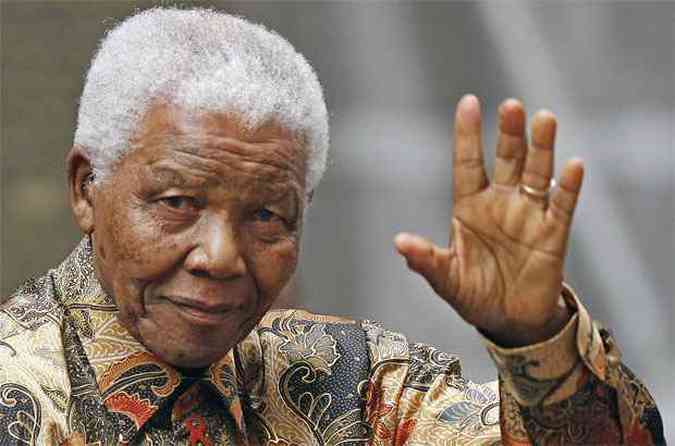 Mandela luta contra infeco pulmonar(foto: AFP PHOTO/LEON NEAL )