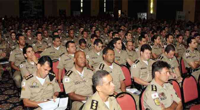 Militares vo atuar para evitar distrbios durante a realizao da Copa em MG(foto: Osvaldo Afonso/Imprensa MG)