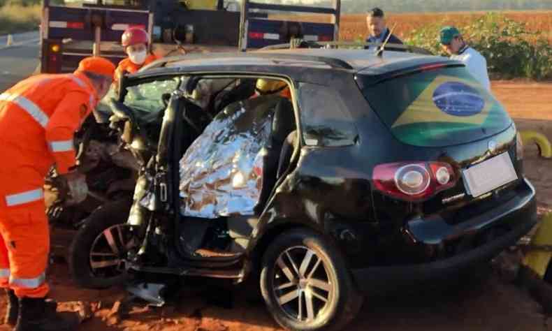O acidente que matou um serralheiro, de Itapagipe (Tringulo Mineiro), aconteceu na MG-255, nas proximidades de Frutal, no Tringulo Mineiro