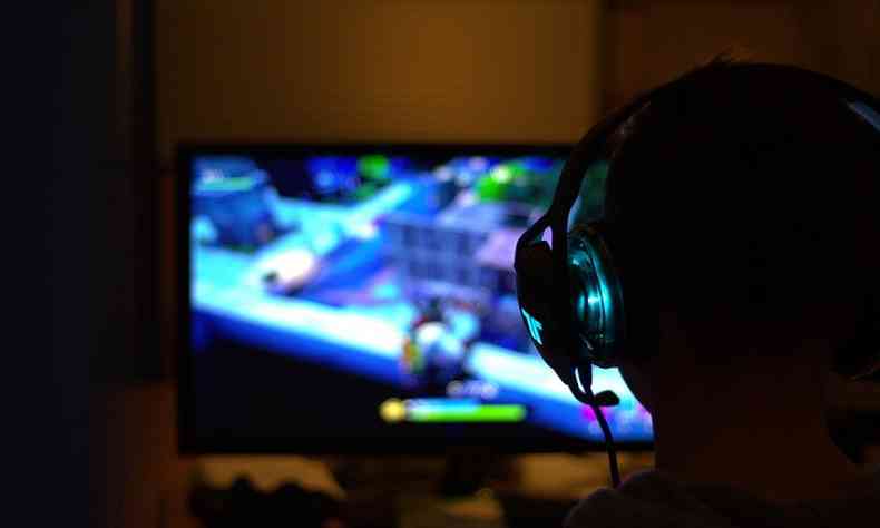 Estudo feito nos Estados Unidos associa uso do videogame  mudana de hbito entre homens jovens
