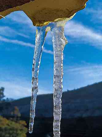 Gelo em Maria da F, no Sul de Minas(foto: William Siqueira/Divulgao)