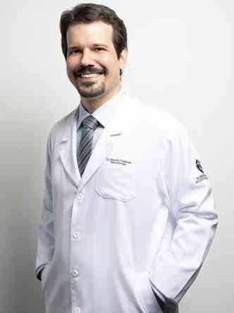Marcelo Valadares, médico