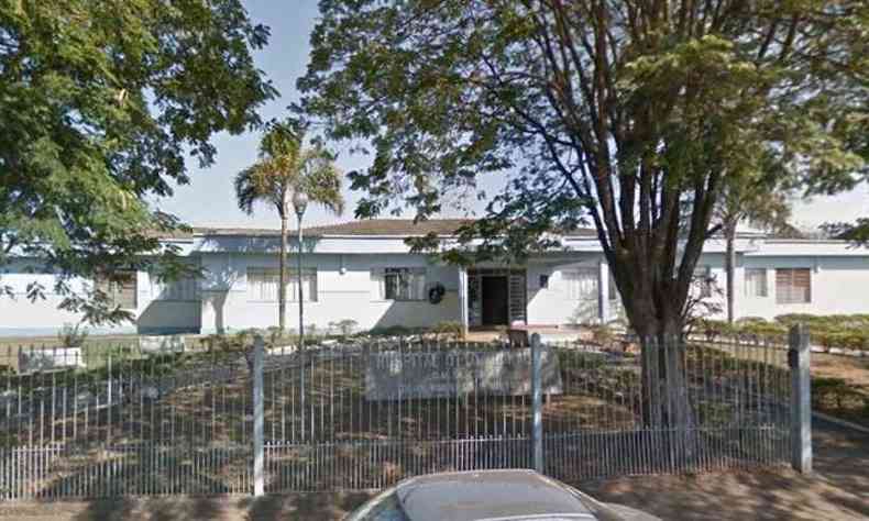 O hospital estava inativo antes das reformas (foto: Reproduo/ Google Street View)