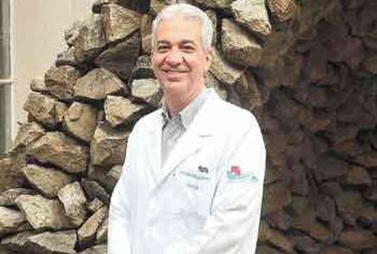 Rodrigo Santiago Gomez , neurologista