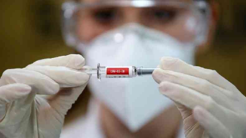 H 165 vacinas contra a covid-19 em desenvolvimento no mundo, segundo a OMS(foto: Reuters)