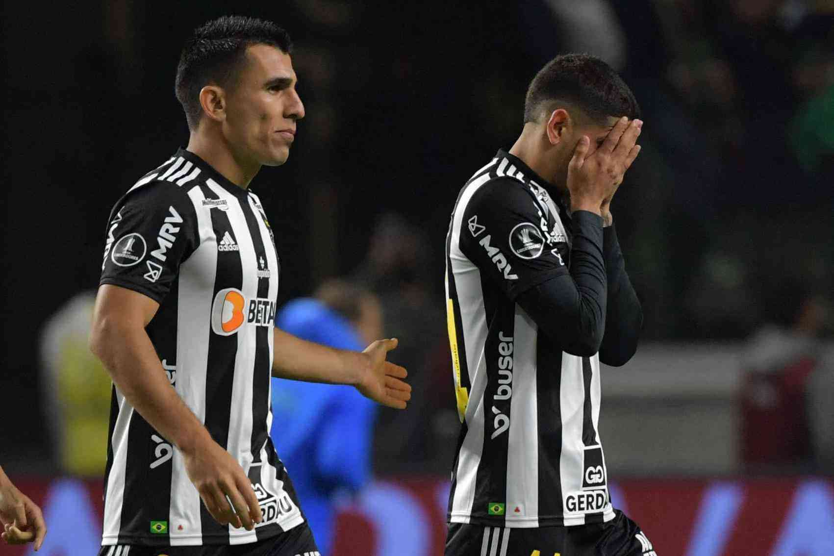 Palmeiras luta mas é eliminado da Libertadores nos pênaltis