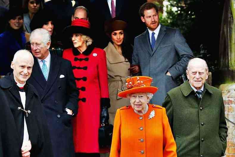 A rainha Elizabetha teve que abrir mo de todos os seus valores ao aceitar a futura noiva do neto(foto: Adrian DENNIS/AFP )