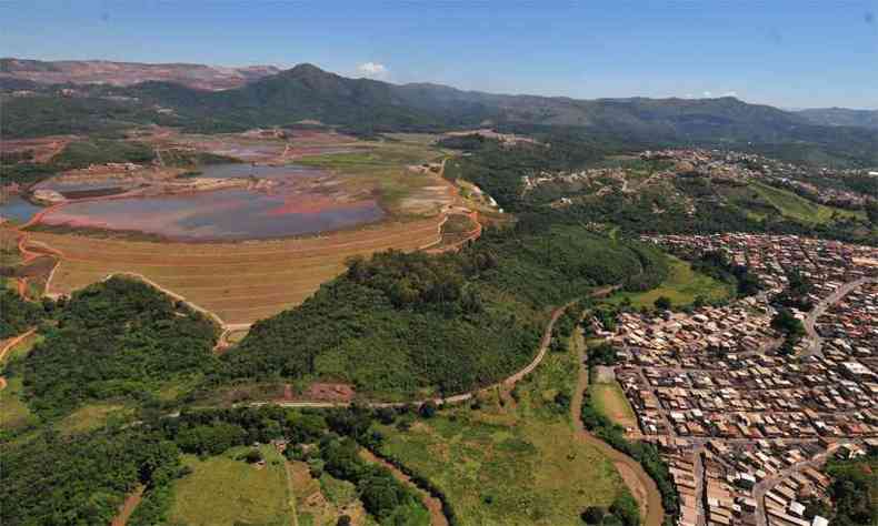 Barragem em Congonhas, na Regio Central de Minas Gerais (foto: Ramon Lisboa/EM/D.A Press)