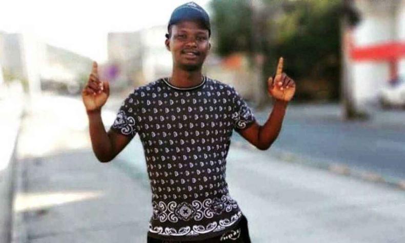 Congolês de 25 anos foi morto após cobrar salário atrasado em quiosque do Rio de Janeiro (foto: Redes Sociais/Reprodução ) Congolês