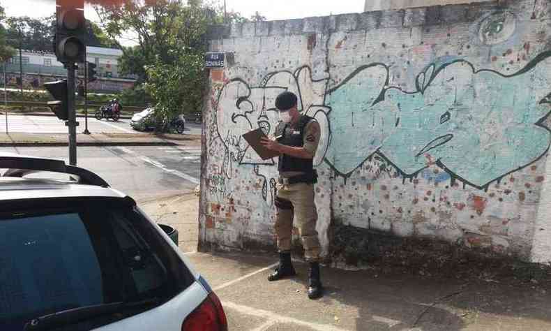 Polcia Militar capturou dois assaltantes no Bairro Esplanada(foto: Divulgao/PMMG)
