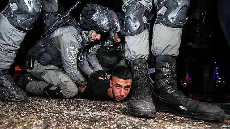 Houve violenta represso de palestinos por parte da polcia israelense durante Ramad(foto: Getty Images)