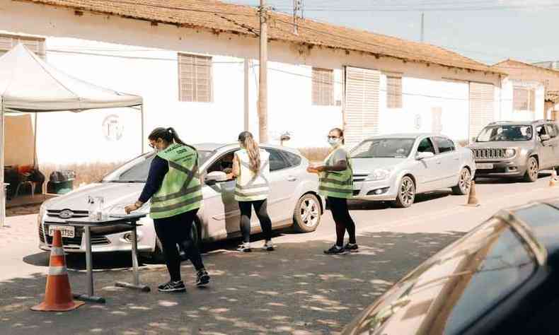 Prefeitura diz que turistas insistem entrar pelo porta-malas dos carros(foto: Ascom/prefeitura)