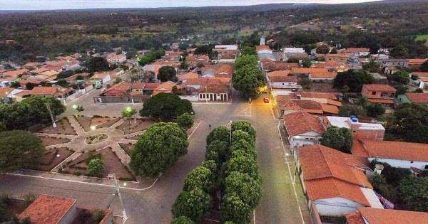 Mirabela aguarda chegada de milhares de turistas para as Festas de ...