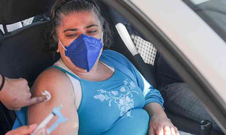 Nvea Maria dos Reis Correia ,45 anos, servidora da educao(foto: Leandro Couri/EM/D.A. Press)