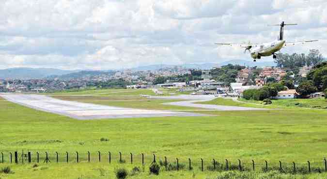 Aeroporto da Pampulha no funcionar em dias de jogos na capital(foto: Paulo Filgueiras/EM/D.A Press - 22/1/14)