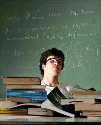 Estudante de matemática, Leandro prefere fazer carreira na pesquisa (foto: (Edilson Rodrigues/CB/D.A PRESS))