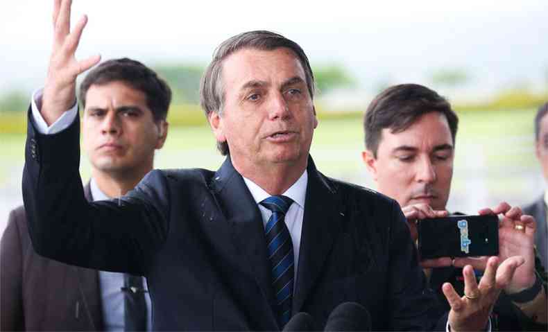 O bate-cabea entre o governo e o Congresso e entre os aliados do presidente Jair Bolsonaro diluram o otimismo inicial com o governo(foto: Antonio Cruz/Agncia Brasil )