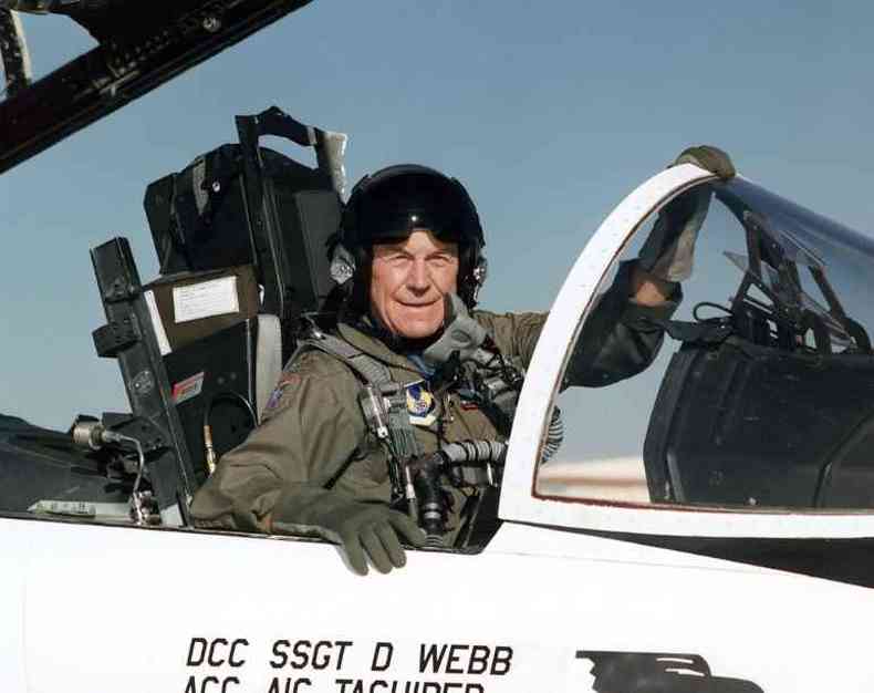Chuck Yeager foi o primeiro a romper a barreira do som(foto: USAF / AFP)