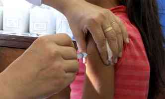 A vacinao contra HPV nas 173 escolas municipais ser realizada at o dia 14 de julho(foto: Valdecir Galor/SMCS Brasil )