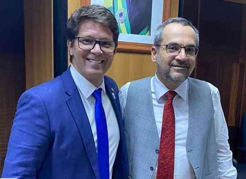 H duas semanas, Mrio Frias postou uma foto com Abraham Weintraub, elogiando o ex-ministro da Educao(foto: Reproduo Instagram @mariofriasoficial )