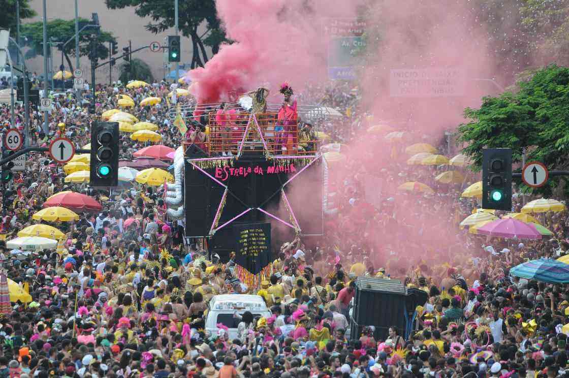 Esperar pela ciência', dizem associações do Carnaval de rua do Rio